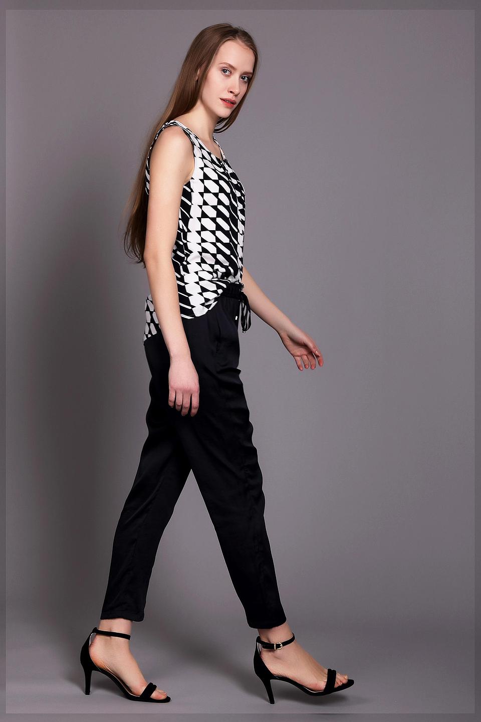 Брюки Just Valeri чёрные с завязками