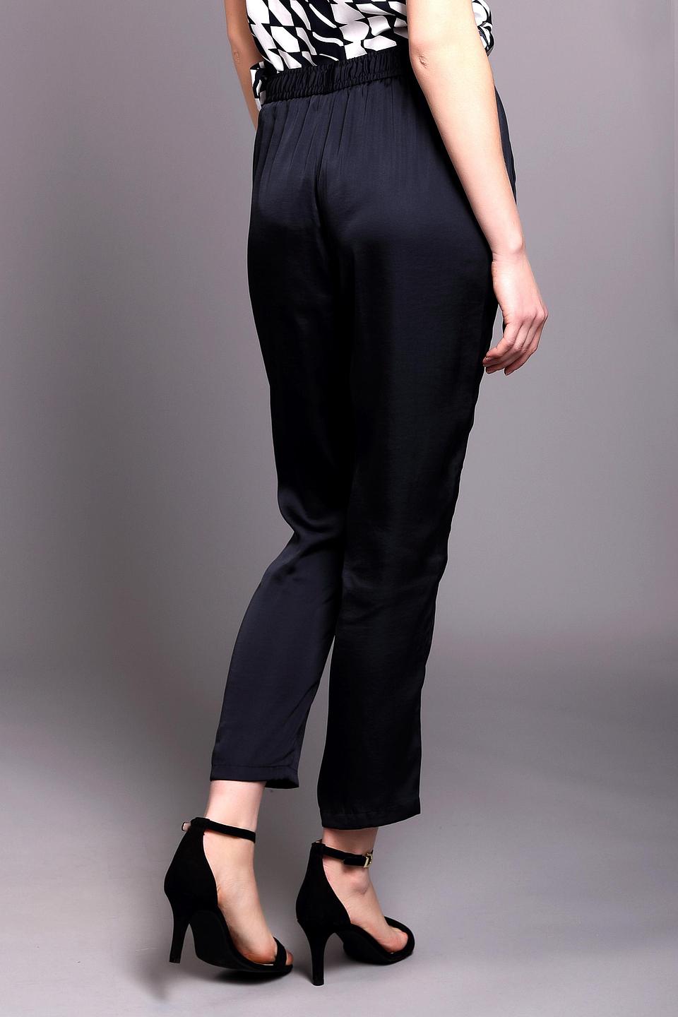 Брюки Just Valeri чёрные с завязками