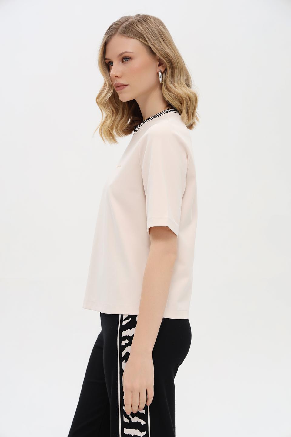 Футболка Marc Cain с воротником